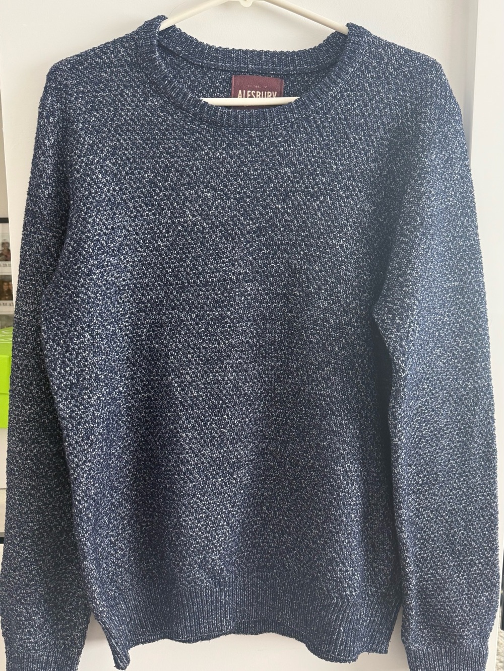 Alesbury Men's Navy Crewneck Sweater